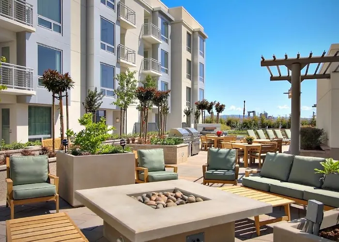 Global Luxury Suites At Mission Rock